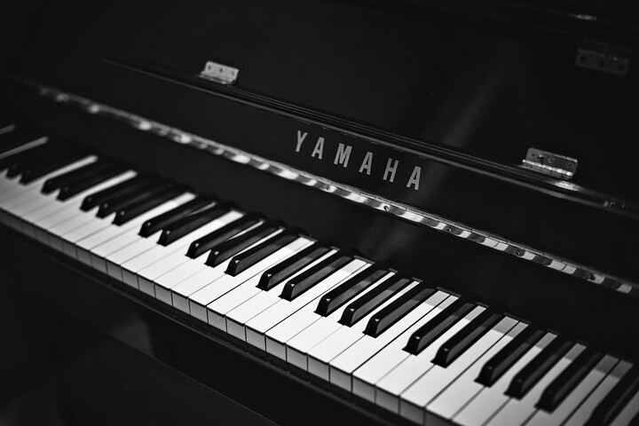 Top 7 Best Digital Grand Pianos to Buy